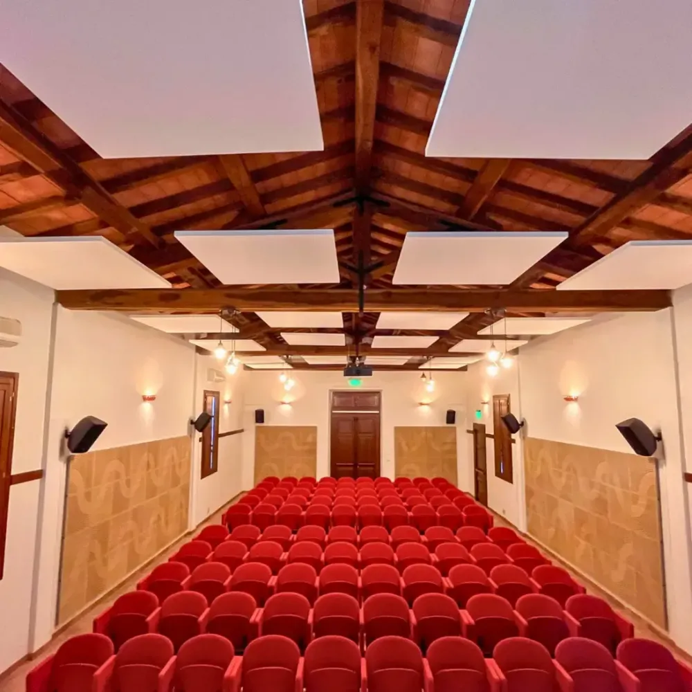 Cinema Acoustic Solution for Isola dElba